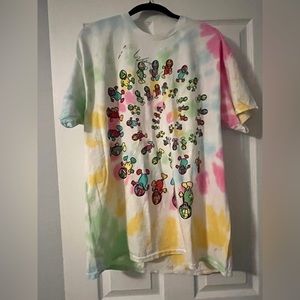 Artist Signed Earthgang Tshirt; signed by WowGr8